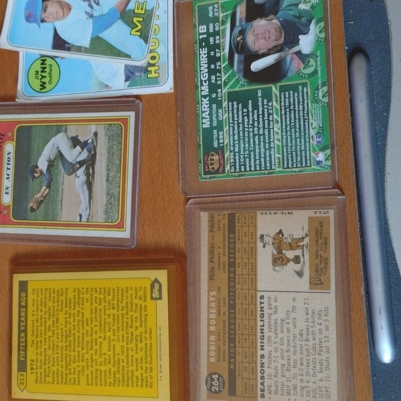 Older Baseball Cards Lot - Picture 2 of 3